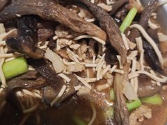 -吕氏疙瘩汤·海鲜新鲁菜(凯德mall新都心店)