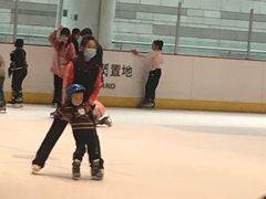 -冰纷万象滑冰场(沈阳万象城店)