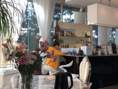 -莫内艺术岛海景咖啡