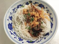 -高师傅特色米粉汤包(建设路店)