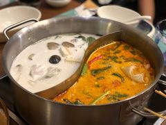 -樾餐厅泰式海鲜火锅(民歌湖店)