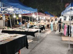 -吴山路夜市