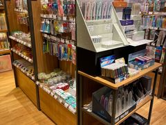 -百新书局(尚悦湾店)