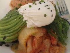 鲜虾牛油果沙拉-Moka Bros 摩卡站(西单大悦城店)