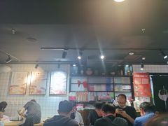 -鑫花溪牛肉米粉(人民广场店)