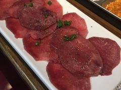 牛舌-·缸桶屋·韩式牛肋条自助烤肉(西湖D11店)