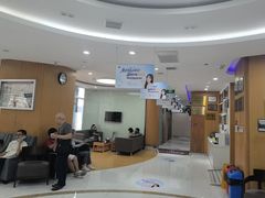 -雅悦齿科(顾村公园店)