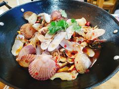-地方名吃海鲜大馅蒸饺(北戴河店)