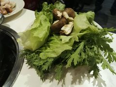 -向阳居火锅涮烤自助餐厅