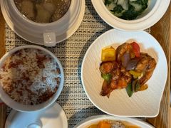 -臻儿屿月子会所(茶山店)