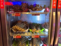 -钢管厂五区小郡肝串串香(奥克斯广场锦城万达店)