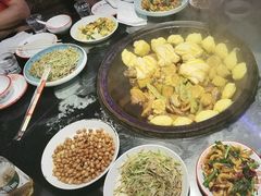 -鱼窝棚柴火铁锅炖(富山屯店)