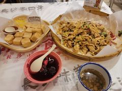 -东排食堂长沙小吃大排档(五一广场店)