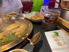 -廖掌柜·重庆鲜货火锅(上海首店)