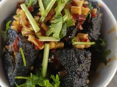 -黑色经典臭豆腐·湖南特产(潇湘文化店)