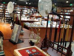 -新华书店(印象城店)
