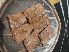 -山川小町·极番烧肉(新地假日广场店)