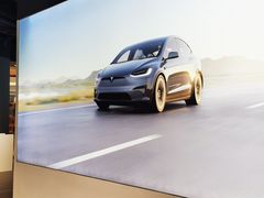 -TESLA 特斯拉(上海太古汇体验店)