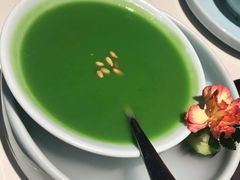青豆泥-卯时·龙光雅宴·精致锡帮菜(惠山古镇店)