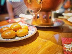 红糖锅盔-炉小二铜锅牛蛙•川湘菜(三里屯店)
