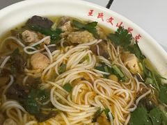 -文山荷鲜居(翠湖店)