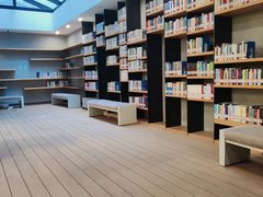 -朝阳区图书馆(小庄店)