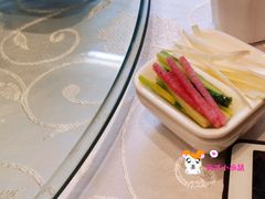 -湖庭壹品鸭王·传统北京烤鸭·别墅私房菜·庭院宵夜(江宁店)