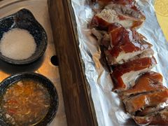 -东方之猪四更烤乳猪(金垦总店)