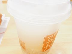 -亚坤 Ya Kun Kaya Toast(万象城店)
