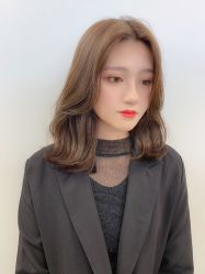 -AYO SALON
