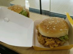 香辣鸡腿堡-肯德基(堤口店)