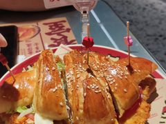 吉列猪扒牛角包-广九餐室(陈家祠扬韬广场店)