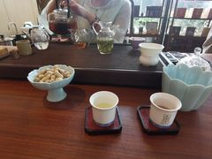 -绿雪芽白茶(浙大华家池校区凯旋路店)