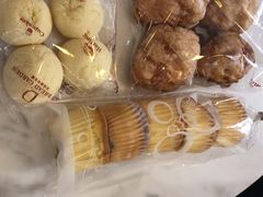 -顶东面包花园·生日蛋糕(世博店)