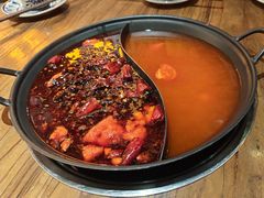 -旧街市鲜货老火锅(大光路店)