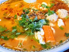 -大头虾越式风味餐厅(光明广场店)