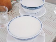 -周大娘牛乳(旧寨古村总店)
