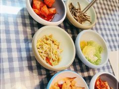 -益百岁牛尾汤(香山路店)