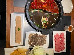 -周周有辣火锅馆(玖耀里店)