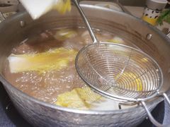 -左庭右院鲜牛肉火锅(浦江欢乐颂店)