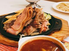 -香港新发烧腊茶餐厅(万象店)