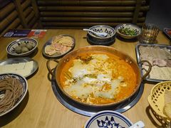 -洱火云南酸菜牛肉火锅(石景山当代商城店)