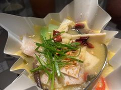 -穹六人间 people 6(岳阳路店)