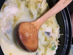 -九锅一堂酸菜鱼(万达广场店)