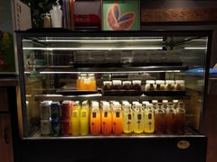 -渝是乎川渝小炒(新世界百货望京店)