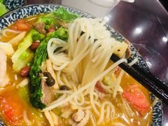 老友粉-东门七爷螺蛳粉(浦东店)