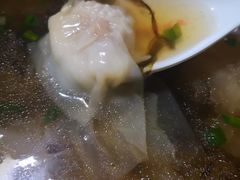 -街头顶黄记馄饨王(中山中路店)