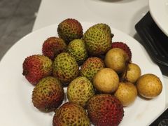 -金马门国际美食百汇(珞喻路店)