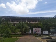 -吐斯廉屠杀博物馆