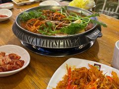 -喇喇排骨火锅·传统韩式脊骨汤(望京西园总店)